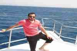 صورة المؤلف عمرو يس